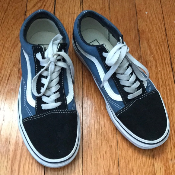 Vans Shoes - Navy and black old skool Vans SZ WOMENS 7